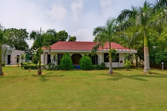 Farmhouse In Noida For Sale