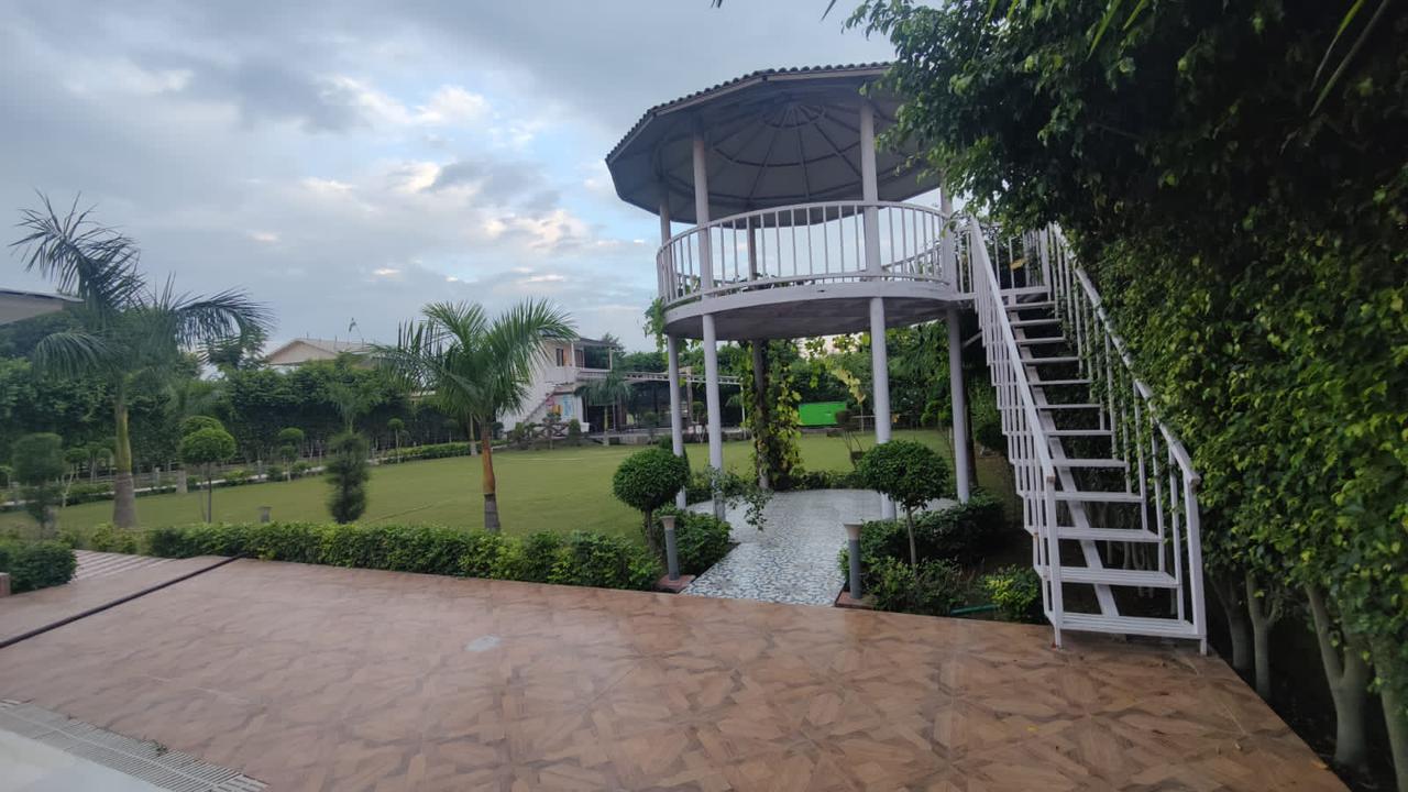 Green Land Farm Noida